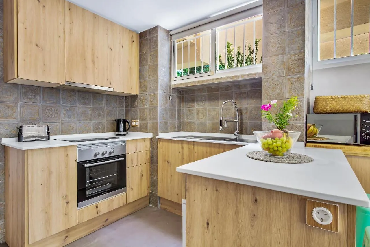 Carlos Beach Ground Floor Apartment & Parking Торремолинос Испания